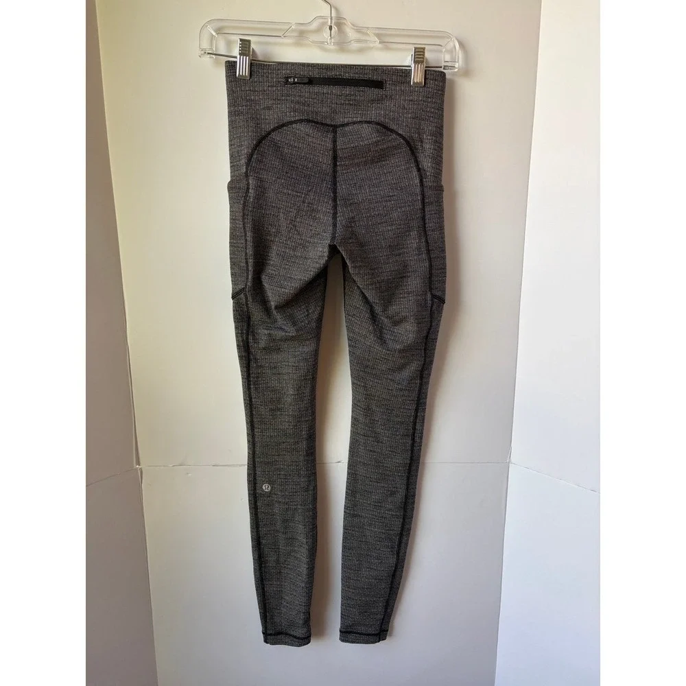 Lululemon Speed Up Tight 28